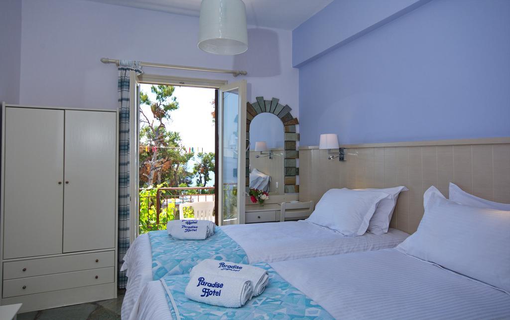 Paradise Hotel Patitírion Esterno foto