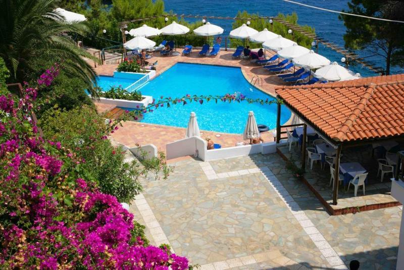 Paradise Hotel Patitírion Esterno foto